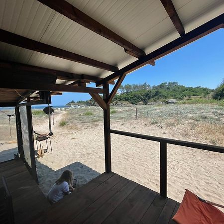 Sea Caravan On The Beach Kiten  Exterior photo