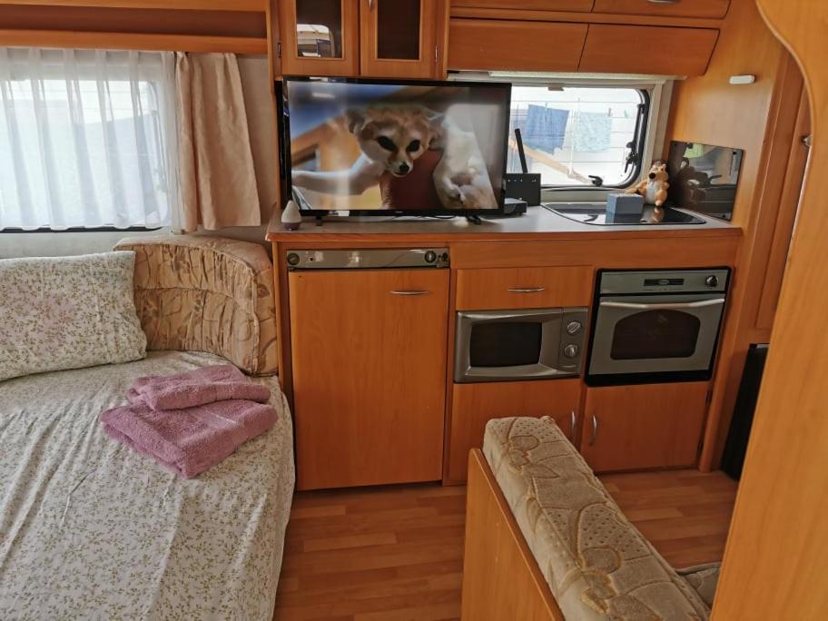 Sea Caravan On The Beach Kiten  Exterior photo