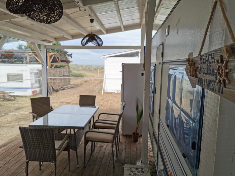 Sea Caravan On The Beach Kiten  Exterior photo