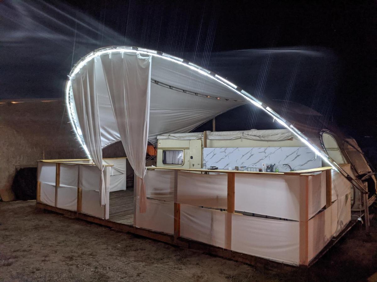Sea Caravan On The Beach Kiten  Exterior photo