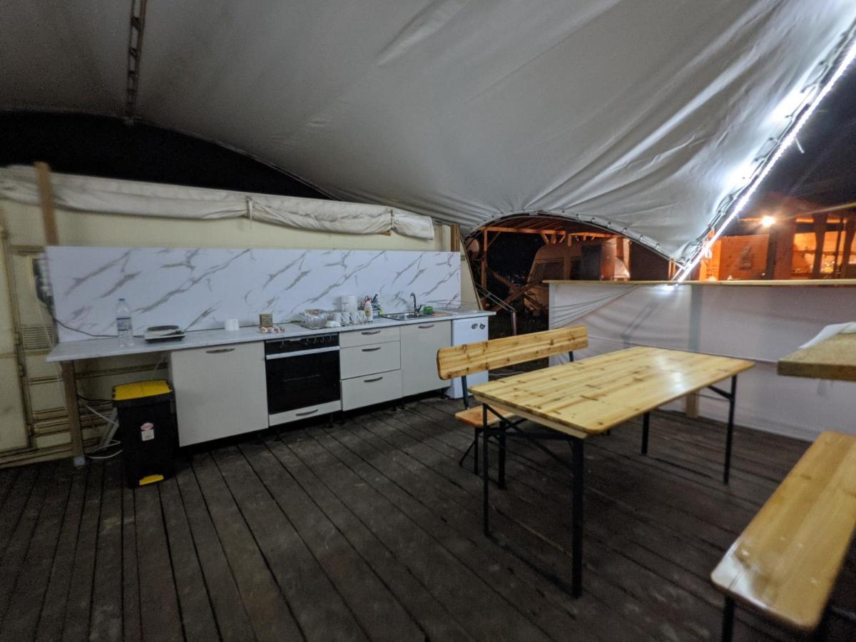 Sea Caravan On The Beach Kiten  Exterior photo
