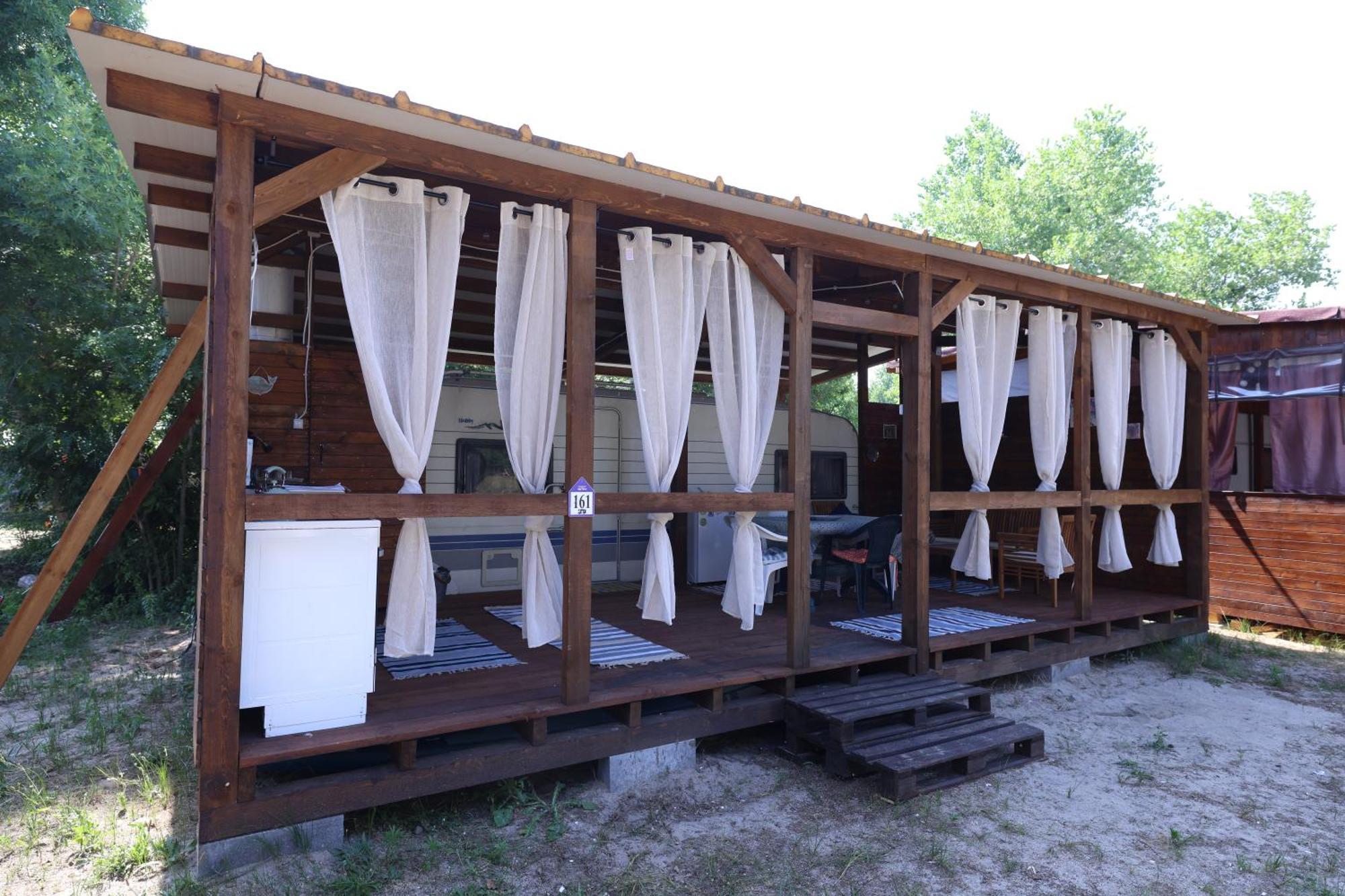 Sea Caravan On The Beach Kiten  Exterior photo