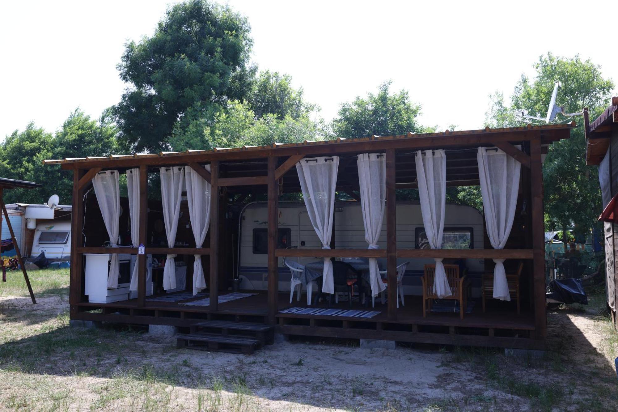 Sea Caravan On The Beach Kiten  Exterior photo