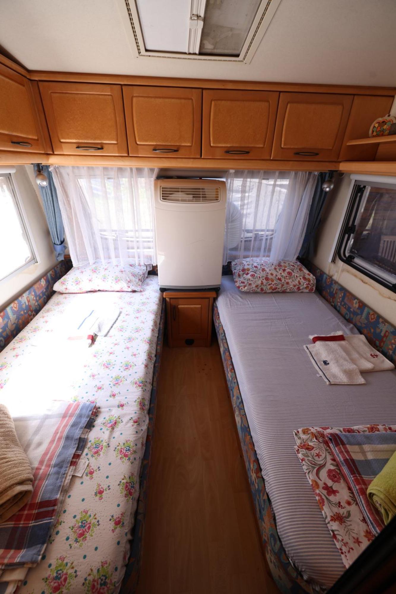 Sea Caravan On The Beach Kiten  Exterior photo